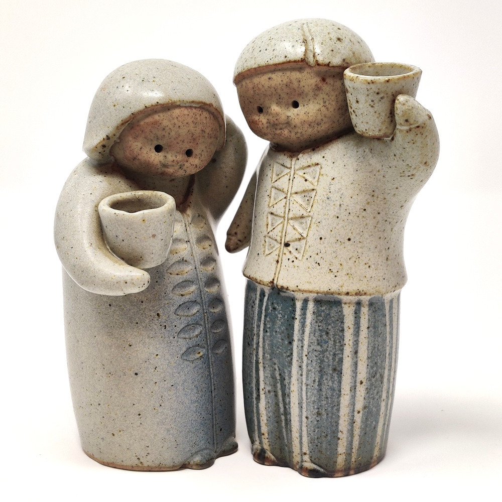 Japanese Pottery Stoneware Sweet Couple Holding Pots Blue Cream Cute Kawaii 5"